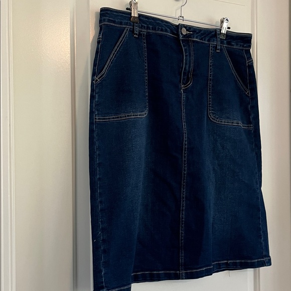 Northern Reflections denim pencil skirt size 12 - Picture 2 of 4